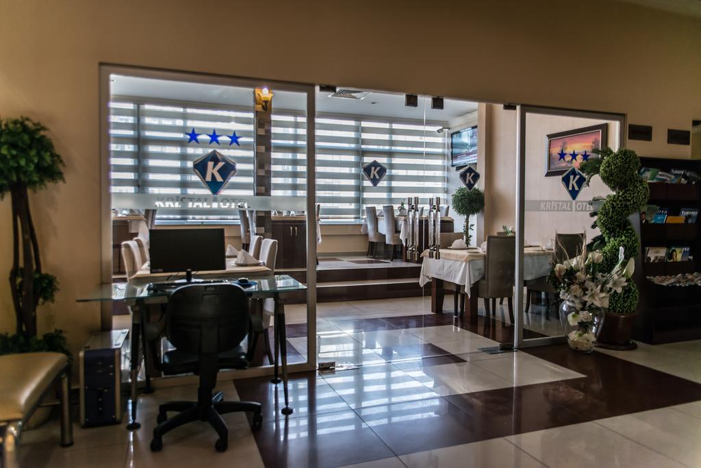 Kristal Otel 阿达纳 外观 照片