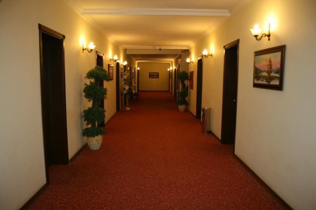 Kristal Otel 阿达纳 外观 照片